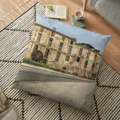 The Tanneries Neighborhood (Vic, Catalonia) - Floor Pillow