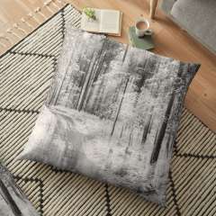 Dreamland - Floor Pillow